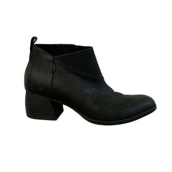 TOMS Leilani Black Leather Ankle Boots Size 7 - Picture 1 of 9
